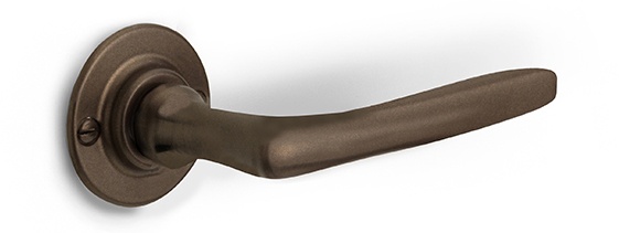 1905GRR50 - solid sprung door handle on round rose bronze