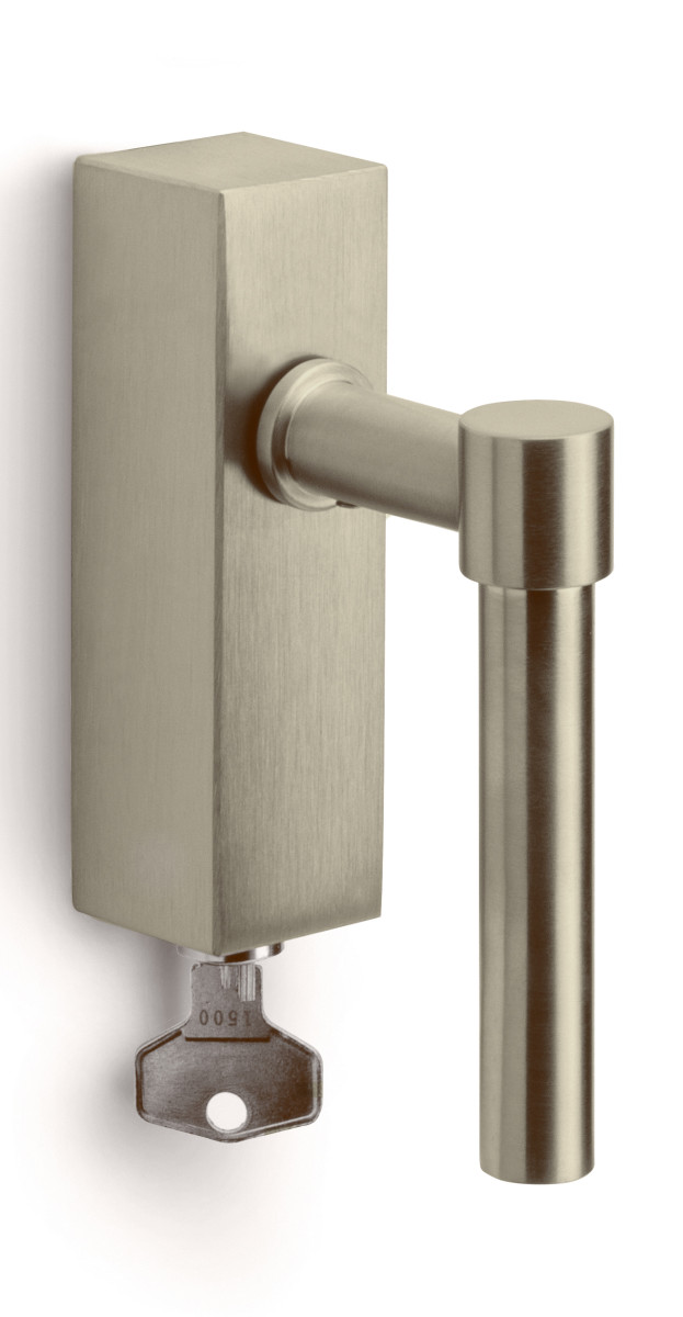 PBL15DKLOCK - locking tilt and turn window handle